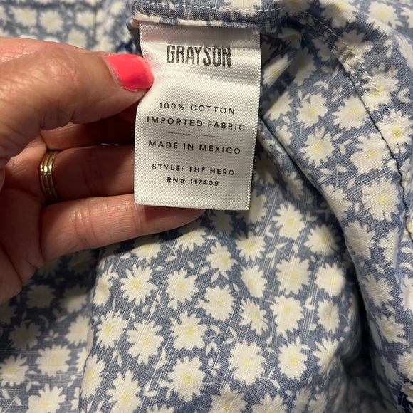 GRAYSON/ Anthropologie The Hero Daisy Print Button Up Shirt Sz XS EUC - Picture 5 of 7